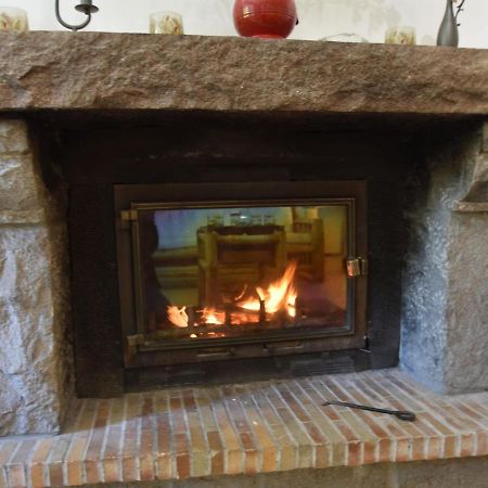 Superb Holiday Home With Private Garden Yvias Εξωτερικό φωτογραφία