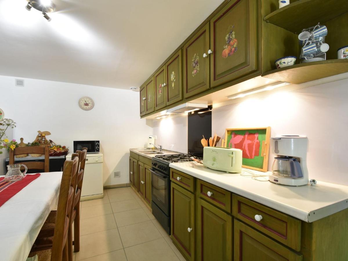 Superb Holiday Home With Private Garden Yvias Εξωτερικό φωτογραφία