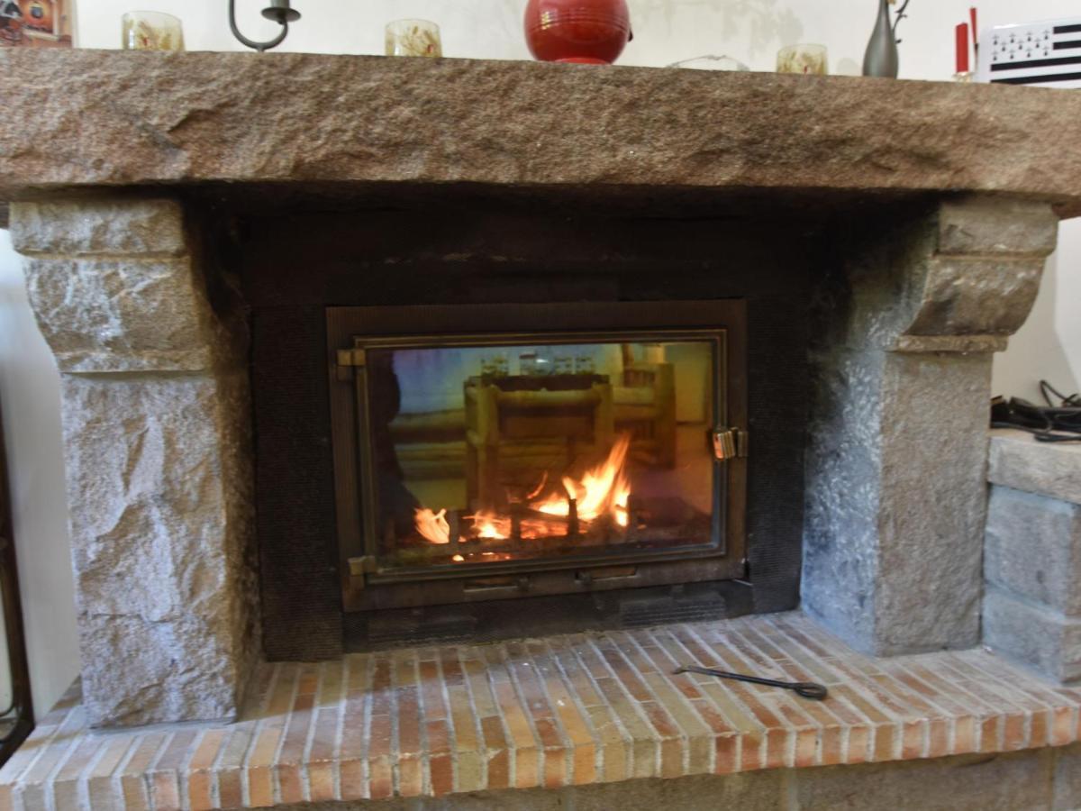 Superb Holiday Home With Private Garden Yvias Εξωτερικό φωτογραφία